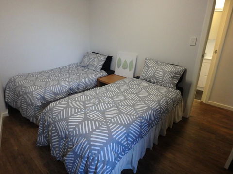 Como Retreat - Two Bedroom Villa - Accommodation Main Beach 11