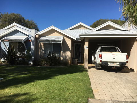 Geographe Bay Apartment - Accommodation Main Beach 11