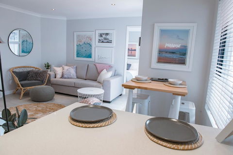 Mindarie Retreat - Accommodation Main Beach 1