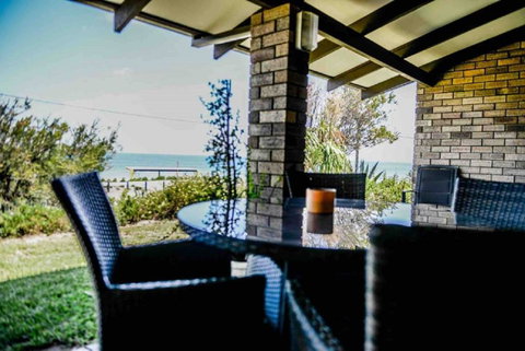Geraldton Holliday Villas - Accommodation Main Beach 5