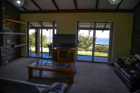 Geraldton Holliday Villas - Accommodation Main Beach 10