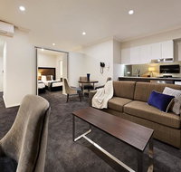 Attika Hotel - Accommodation Main Beach