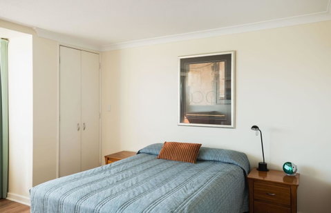 Studio 208 With Ocean Views - Accommodation Main Beach 14