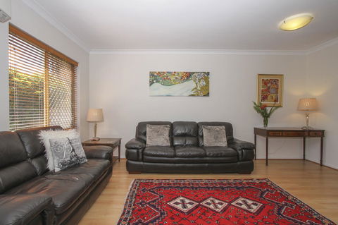 Leederville Townhouse - Accommodation Main Beach 9