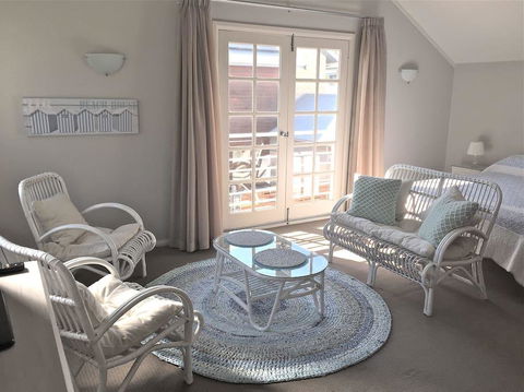 Fremantle Local Beach Studio - Accommodation Main Beach 8