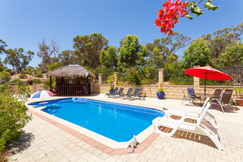 Seatrees Accommodation - Accommodation Main Beach 3