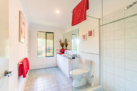 Seatrees Accommodation - Accommodation Main Beach 10