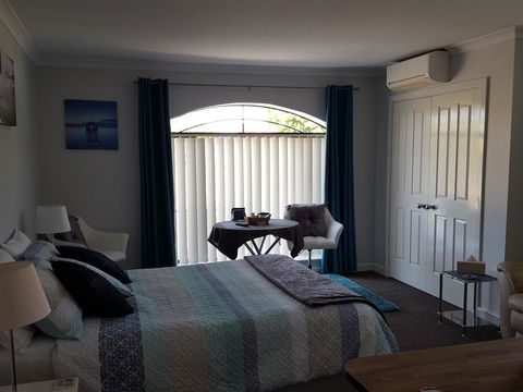 Palm Beach Bed & Breakfast - Accommodation Main Beach 14