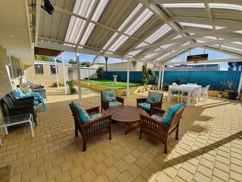 Palm Beach Bed & Breakfast - Accommodation Main Beach 23
