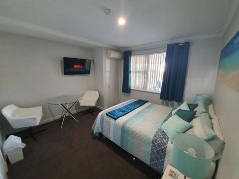 Palm Beach Bed & Breakfast - Accommodation Main Beach 27