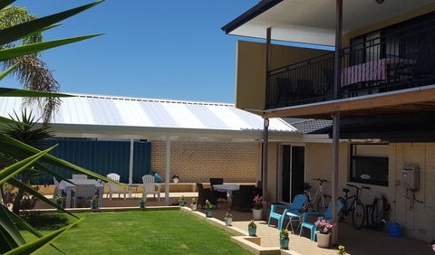 Palm Beach Bed & Breakfast - Accommodation Main Beach 2