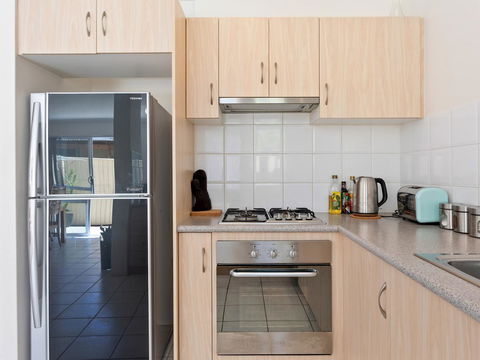 Cooper Street - Accommodation Main Beach 27
