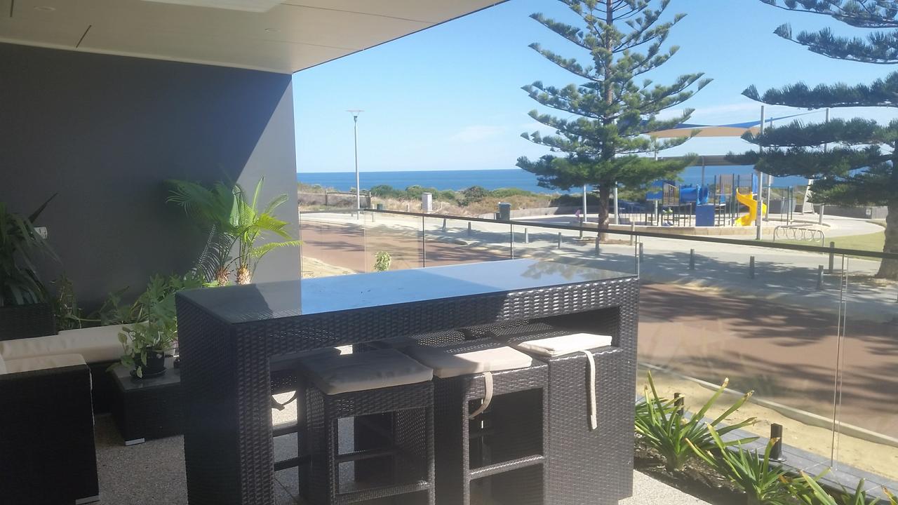 Halls Head WA Accommodation Main Beach