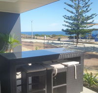 Mandurah beach front apartment - Accommodation Main Beach