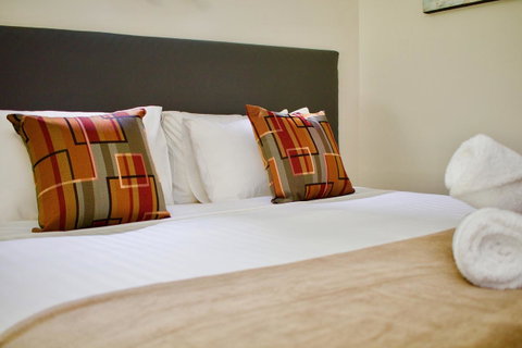 Hotel Clipper - Accommodation Main Beach 5