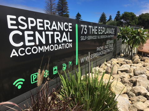 Esperance Central Accommodation - Accommodation Main Beach 4