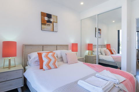 Sunset Place Apartments - Accommodation Main Beach 20