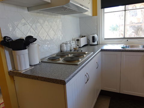 The Blacksmiths Cottage - Accommodation Main Beach 15