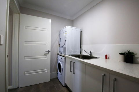 Studio Style Mindarie Marina - Accommodation Main Beach 8