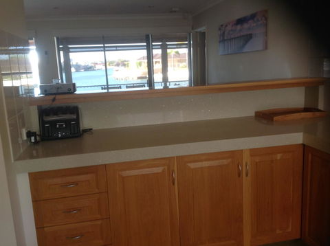 Waterside Canal Dreams - Accommodation Main Beach 10