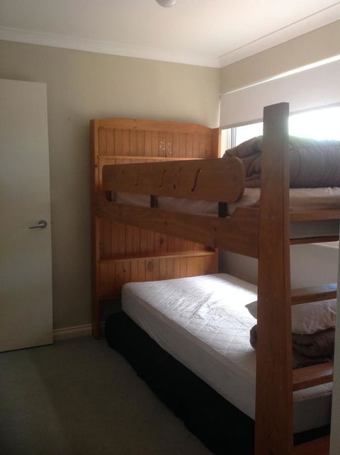 Waterside Canal Dreams - Accommodation Main Beach 22