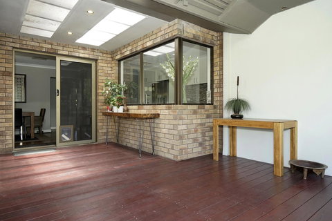 Marcus Villa Booragoon - Accommodation Main Beach 14