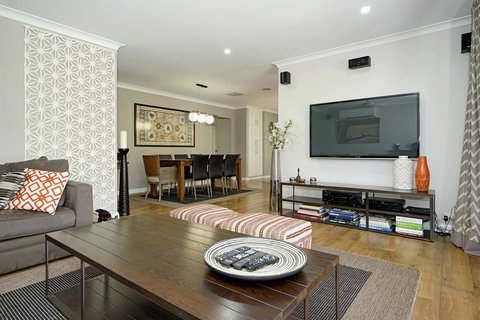 Marcus Villa Booragoon - Accommodation Main Beach 4