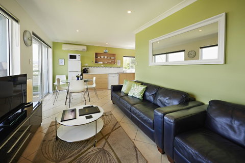 Albany Harbourside Apartments And Houses - Accommodation Main Beach 44