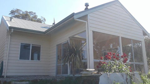 Abbivale Farm Cottage - Accommodation Main Beach 5