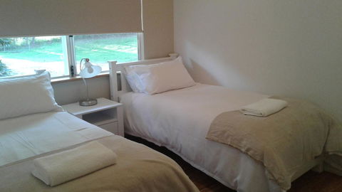 Abbivale Farm Cottage - Accommodation Main Beach 16