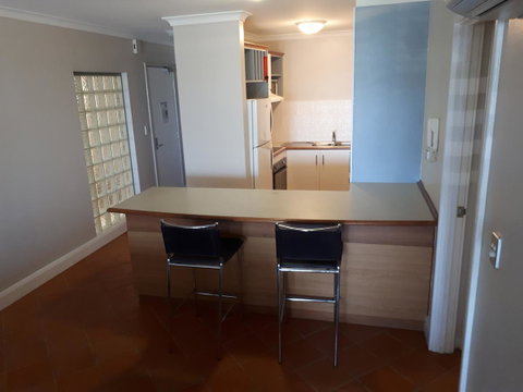Salty Kiss - Accommodation Main Beach 8