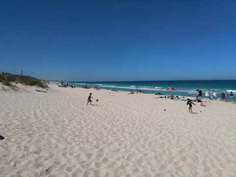 Salty Kiss - Accommodation Main Beach 20