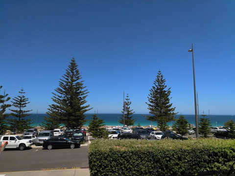 Salty Kiss - Accommodation Main Beach 0