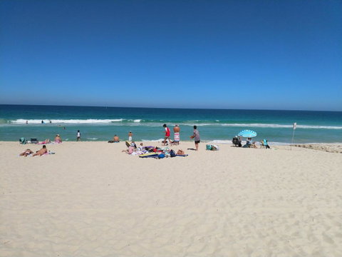 Salty Kiss - Accommodation Main Beach 18