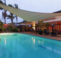The Entertainer - Accommodation Main Beach