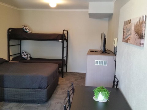 Mandurah Foreshore Motel - Accommodation Main Beach 12