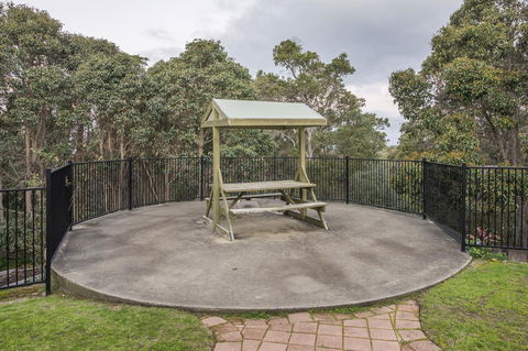 A Hidden Bush Delight - Accommodation Main Beach 8