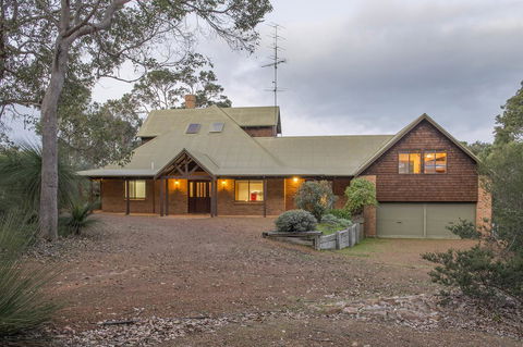 A Hidden Bush Delight - Accommodation Main Beach 6