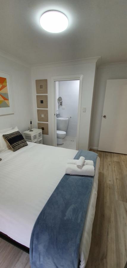 West Beach Lagoon 211 â€“ Great Views - Accommodation Main Beach 10