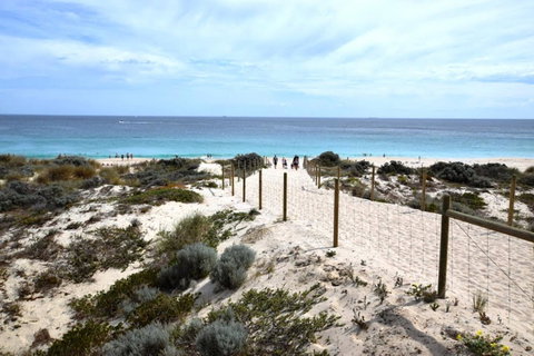 West Beach Lagoon 211 â€“ Great Views - Accommodation Main Beach 33