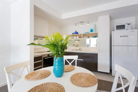 Beachside Living - South Fremantle - Accommodation Main Beach 12