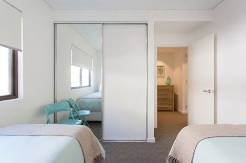 Beachside Living - South Fremantle - Accommodation Main Beach 8