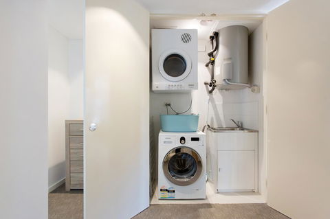 Beachside Living - South Fremantle - Accommodation Main Beach 15