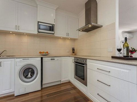 Attadale Excutive Villa - Accommodation Main Beach 15