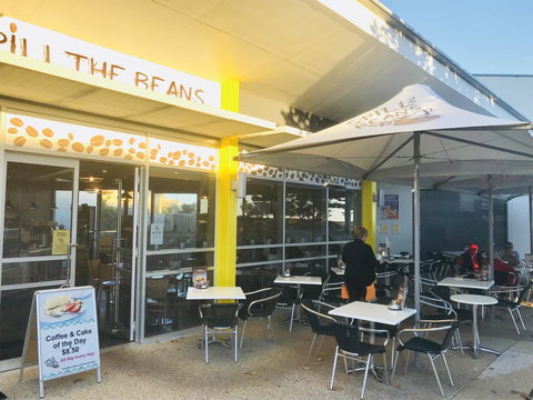 Beach House At SeaScapes.. - Accommodation Main Beach 41