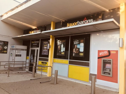 Beach House At SeaScapes.. - Accommodation Main Beach 40