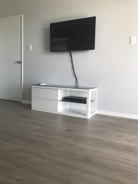 Beach House At SeaScapes.. - Accommodation Main Beach 17