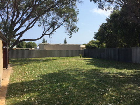 The Bothy Lancelin Family Retreat - Accommodation Main Beach 2