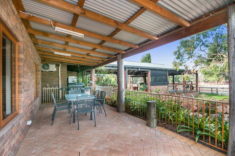 Coranda Lodge - Accommodation Main Beach 12