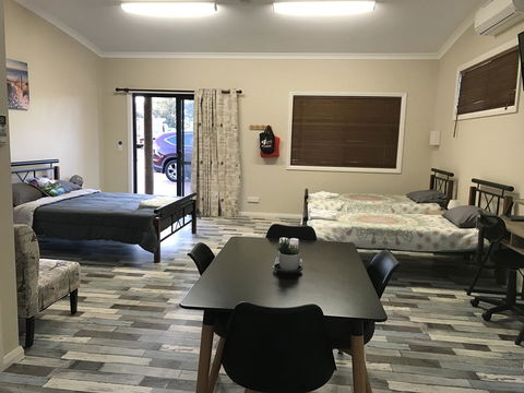 Sabai Accommodation - Accommodation Main Beach 13